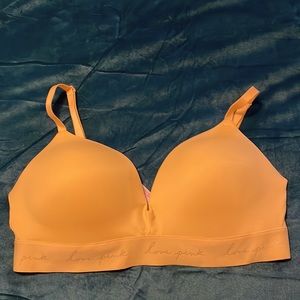 Victoria’s Secret PINK bra